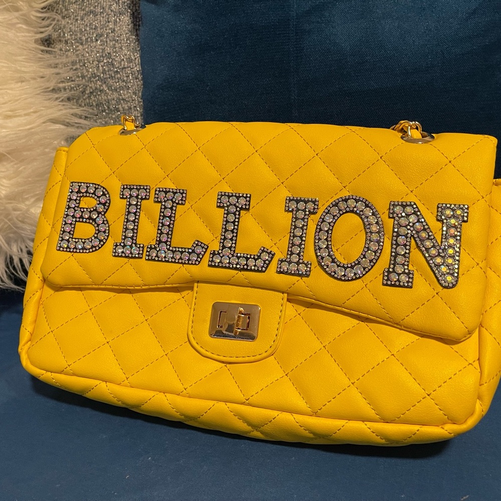Like new “Billion” purse